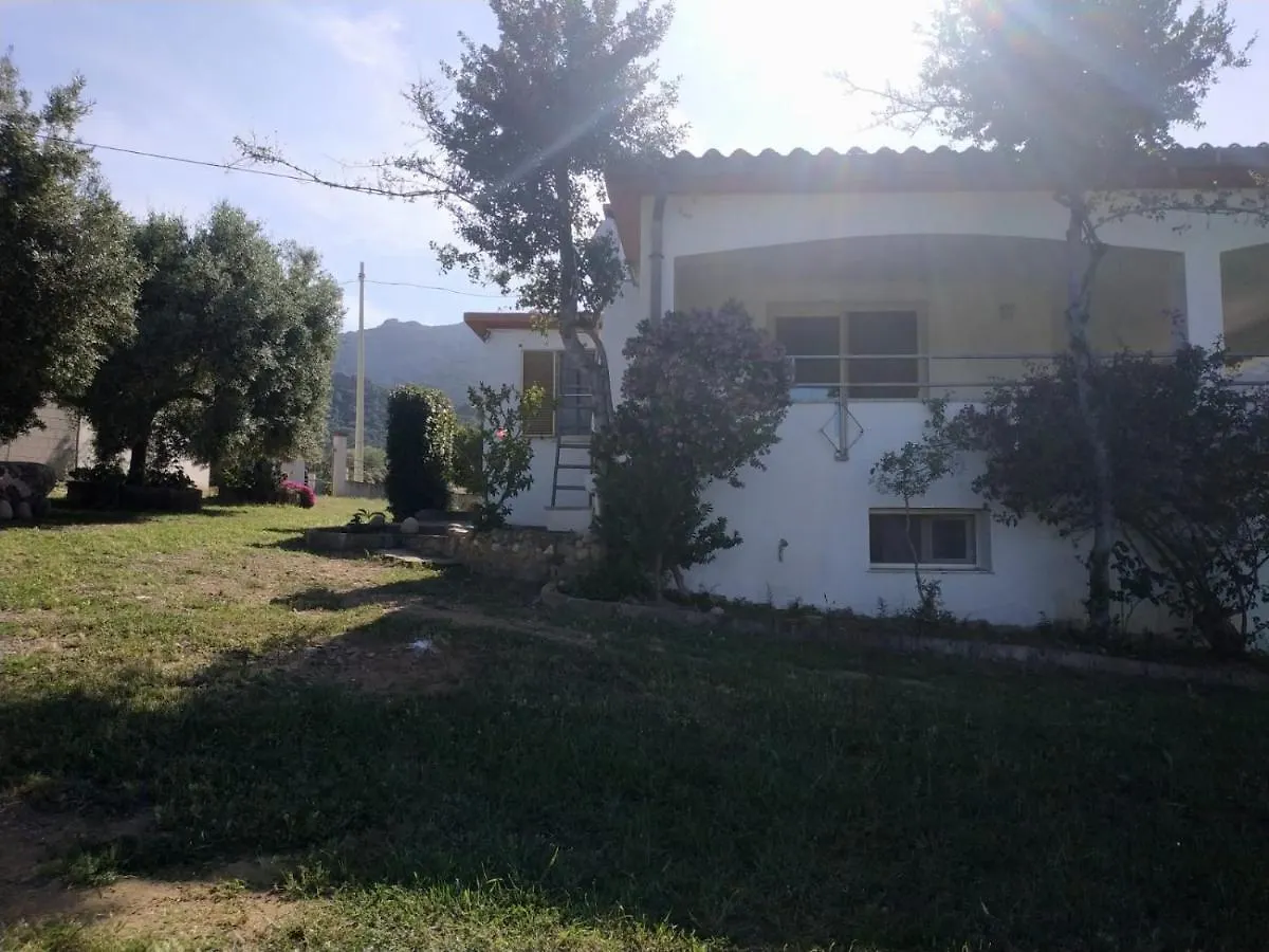Vacanza In Ogliastra Tertenìa 別荘